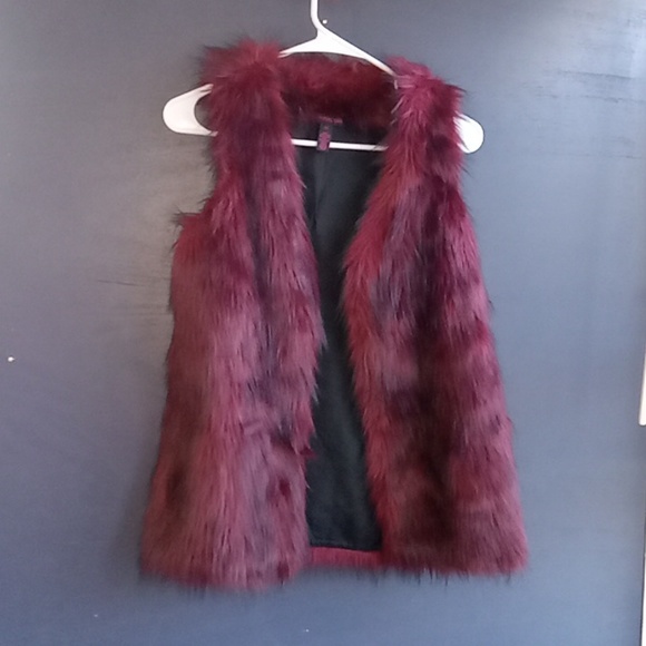 Material Girl Jackets & Blazers - Euc Material Girl Faux fur vest red brown black size xs